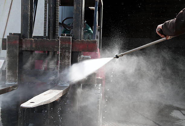 Best Gas Station Cleaning  in Webster, FL